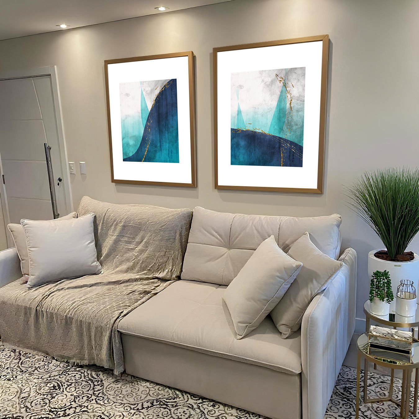 Kit de 2 Quadros Abstrato Modernos Tons de Azul e Dourado com Moldura e Vidro Kit de 2 Quadros Abstrato Modernos Tons de Azul e Dourado com Moldura e Vidro