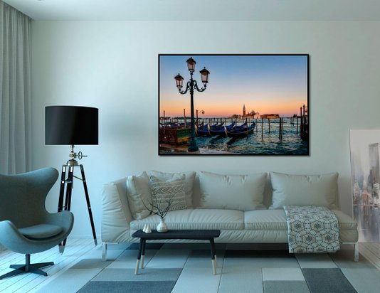 Quadro Decorativo Grande com Moldura Preta Gôndolas em Veneza - Escolha o Tamanho