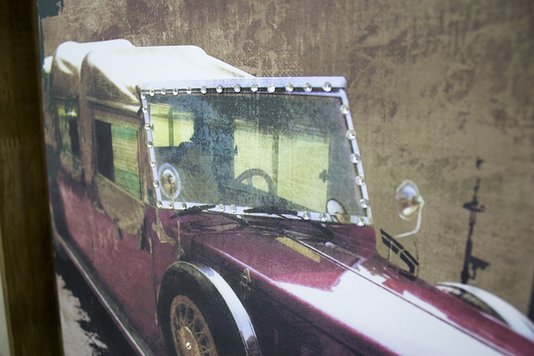 Quadro Decorativo com Strass Carro Antigo Vermelho Impressão Digital em Tela 80x80cm