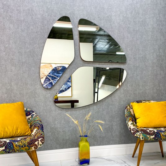 Conjunto de Espelhos Orgânicos Borda Infinita: Estilo e Ampliação Visual 115x115 cm