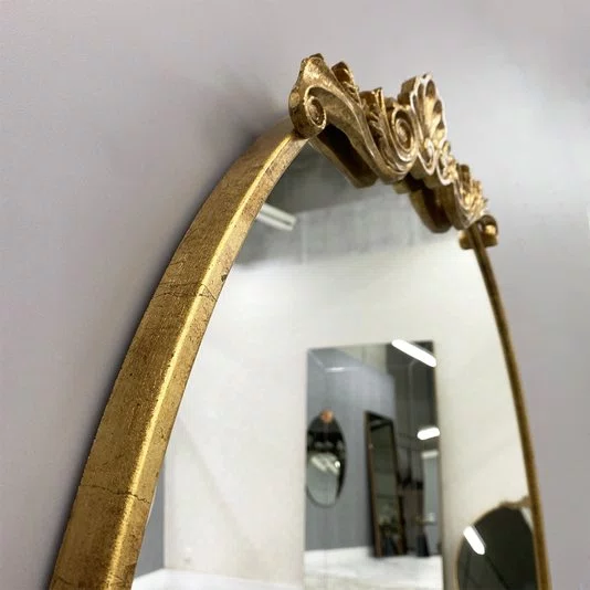 Espelho Clássico Cantos Curvados e Moldura Folheada à Mão Dourado, Prata ou Cobre