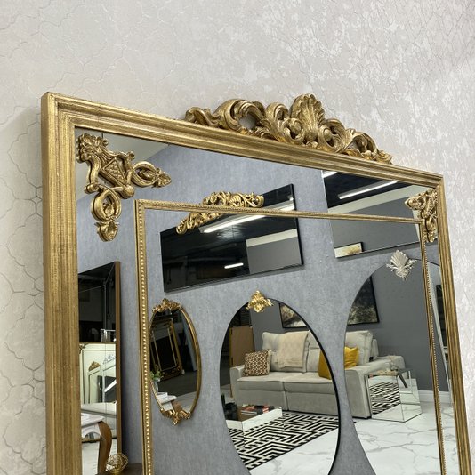 Espelho Clássico com Moldura Dourada Folheada À Mão com Folha Ouro 120x130 cm