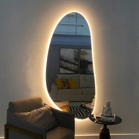 Espelho com Led Formato Orgânico Borda Infinita em Base de MDF