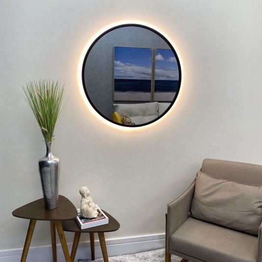Espelho com LED Redondo e Moldura Preta Laqueada: Elegância e Versatilidade para sua Decoração