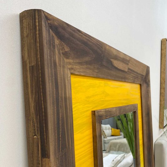 Espelho Cristal com Moldura Marrom e Amarelo Rústico