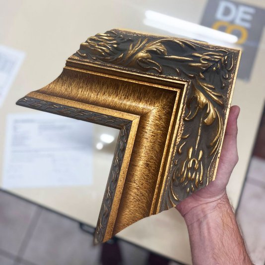Espelho Cristal Decorativo com Moldura Clássica Dourada