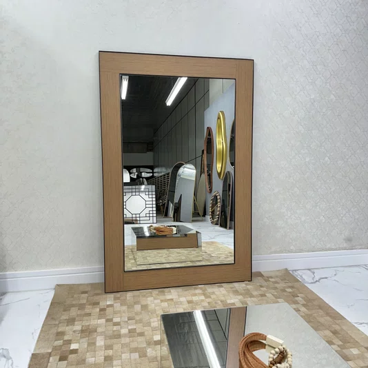 Espelho Decorativo Átrio Moldura Amadeirada com Acabamento em Aço Carbono 120x180CM