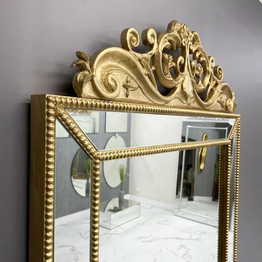 Espelho Decorativo Clássico Dourado com Moldura Folheada à Mão em Folha Ouro