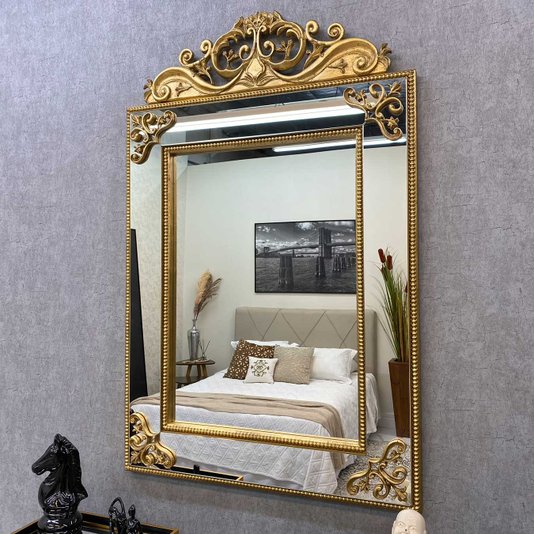 Espelho Decorativo Bella Roma com Moldura Dourada Espelhada e Apliques Folheados