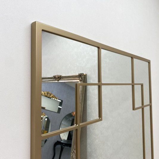 Espelho Decorativo Moderno Retangular com Moldura Gradeada Dourada