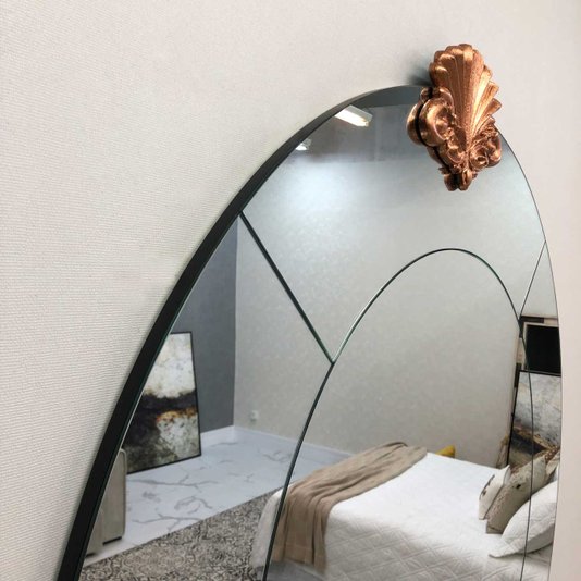 Espelho Decorativo Mosaico Lapidado: Elegância com Frontão Folheado Cobre