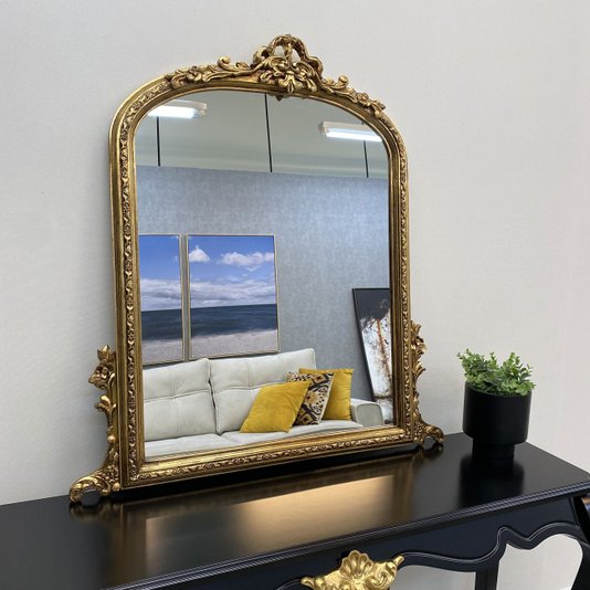 Espelho Decorativo Oval Base Reta com Moldura Clássica Dourada