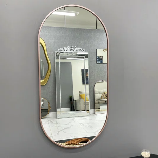 Espelho Decorativo Retangular Arredondado com Moldura Rosê Gold Laqueada