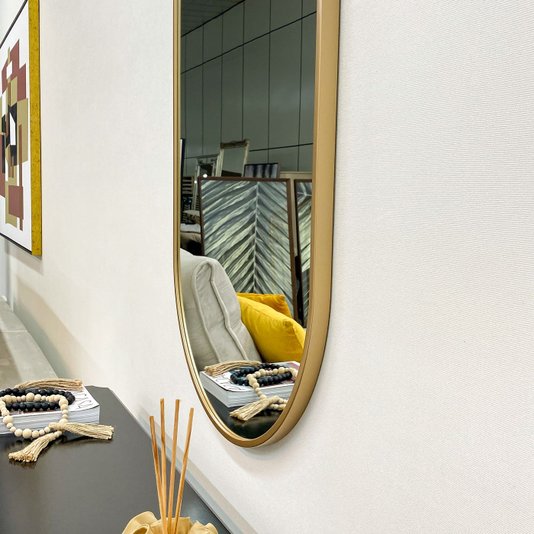 Espelho Decorativo Retangular Arredondado com Moldura Dourada Laqueada