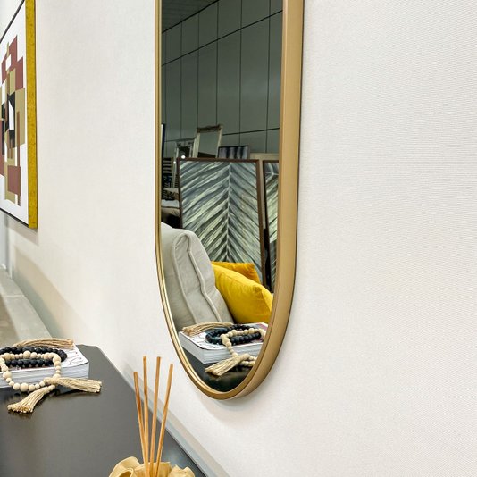 Espelho Decorativo Retangular Arredondado com Moldura Dourada