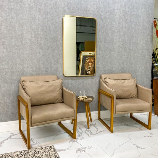 Espelho Decorativo Retangular com Cantos Arredondados e Moldura Dourada