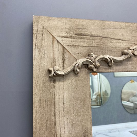 Espelho Decorativo Rústico Moldura na Cor Creme Estilo Provençal com Aplique