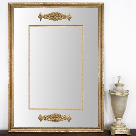 Espelho Dourado Clássico Decorativo com Apliques Folheados