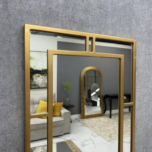 Espelho Grade Decorativo Moderno com Moldura Laqueada: Resistência com Elegância