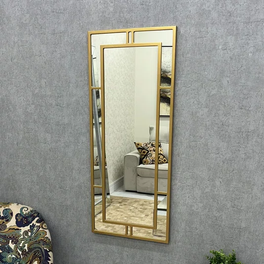 Espelho Grade Decorativo Moderno com Moldura Laqueada: Resistência com Elegância