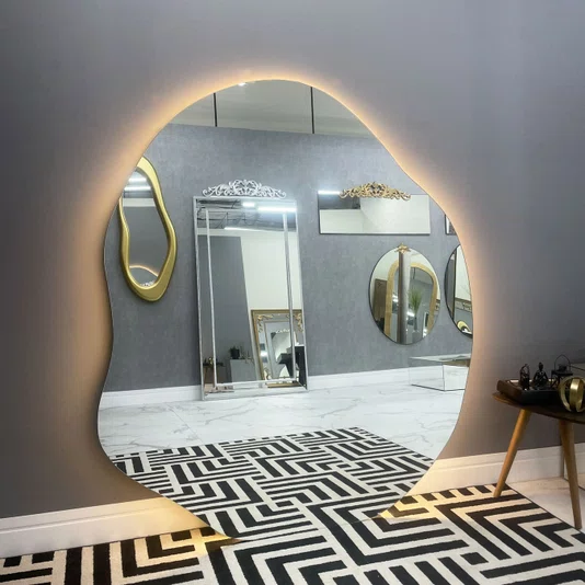 Espelho Infinity Orgânico de Chão Moderno com Borda Infinita e LED Embutido