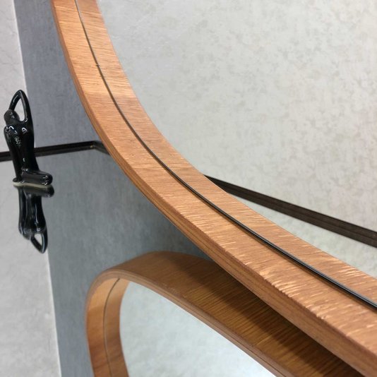 Espelho Orgânico com Borda Amadeirada: Estilo Natural e Elegante para sua Decoração