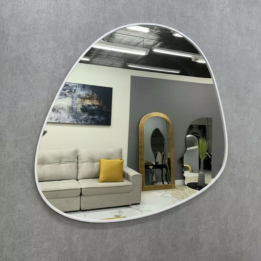 Espelho Orgânico com Moldura Laqueada Premium - Design Sustentável e Elegante