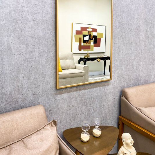 Espelho Oval Base Reta Decorativo com Moldura Dourada Semibrilho