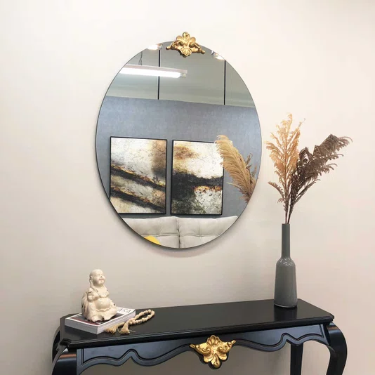 Espelho Oval com Borda Infinita e Aplique Dourado: Charme para sua Decoração 100x120CM