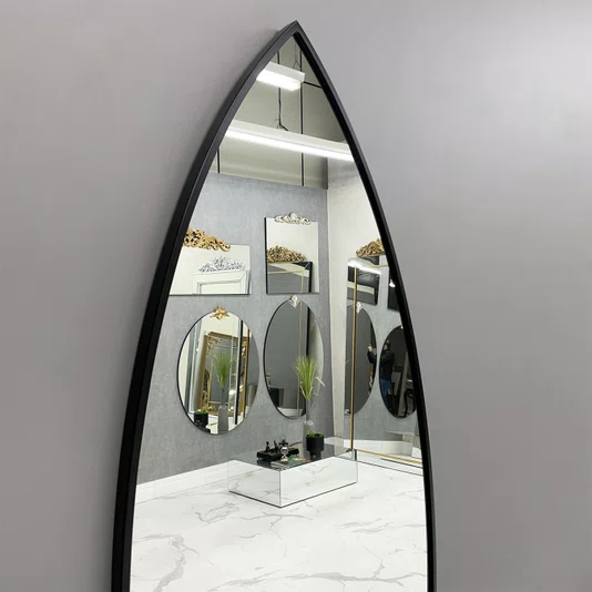 Espelho Oval Grande Sob Medida Formato Canoa com Moldura Preta