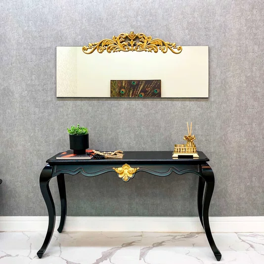 Espelho Retangular com Borda Infinita e Aplique Dourado: Elegância e Sofisticação 150x65cm