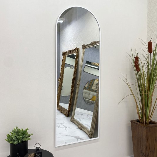 Espelho Semi Oval Decorativo com Moldura Branca Fosca
