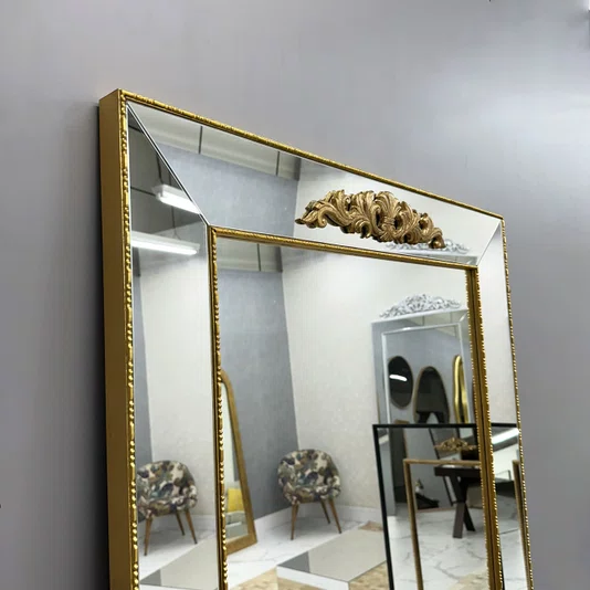 Espelho Venezia Neoclássico  Dourado com Moldura de Espelho Chanfrado Bisotê 90x120CM