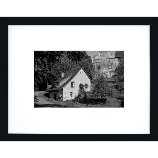 Quadro Decorativo com Moldura Preta Paisagem Casa Antiga