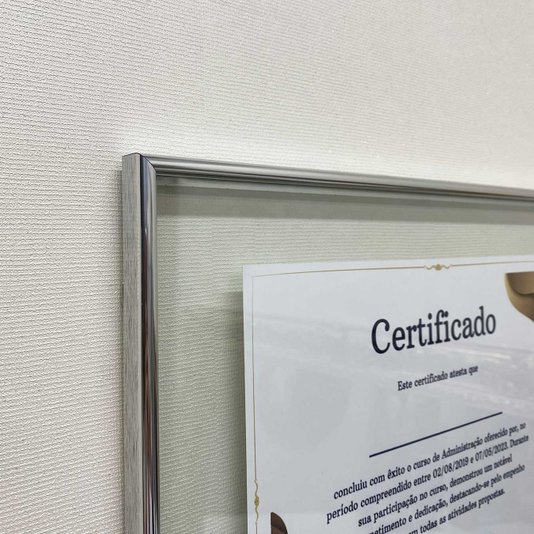 Moldura de Alumínio para Certificados e Diplomas 20x30cm