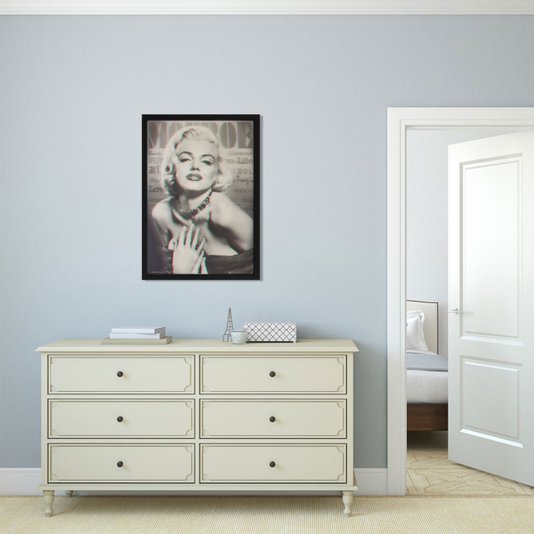 Poster 3D Marilyn Monroe com Colar de Brilhantes 50x70cm com/sem Moldura