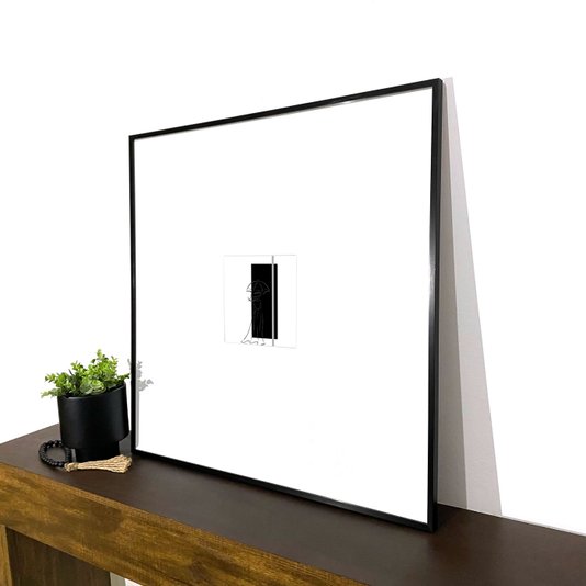 Quadro Abstrato Minimalista com Moldura Preta e Paspatur Branco: Estilo Contemporâneo