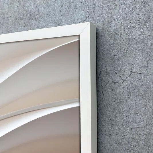 Quadro Abstrato Ondas Suaves em Tons Neutros e Refinados com Moldura e Vidro
