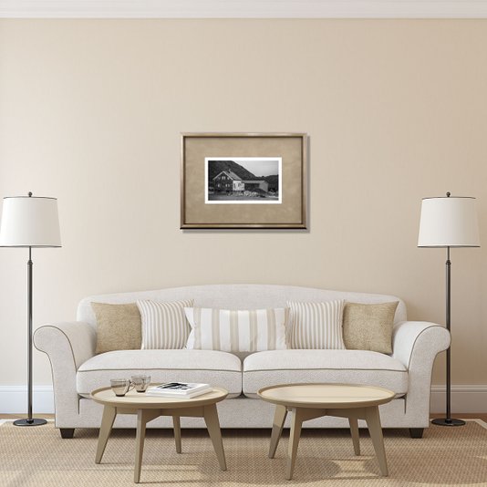 Quadro Decorativo com Moldura Bronze Paisagem Casa Rural 40x30cm