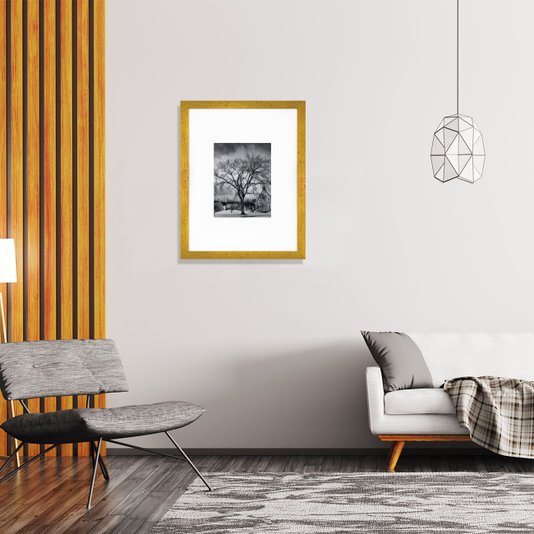 Quadro Decorativo com Moldura Dourada Árvore Paisagem de Inverno 30x40cm