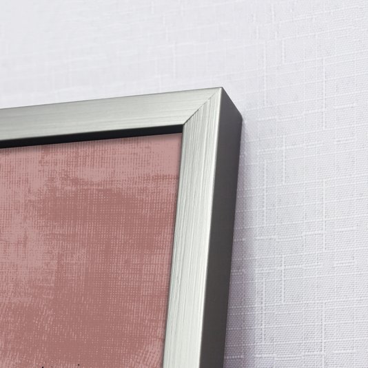 Detalhes gravura e moldura.