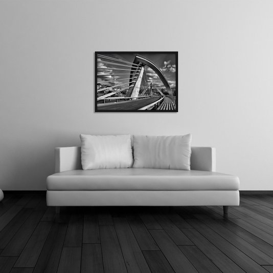 Quadro Decorativo em Preto e Branco Arquitetura Moderna Ponte do Milenio 70x50cm