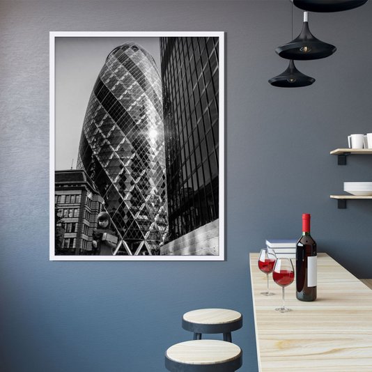 Quadro Decorativo em Preto e Branco Torre Maxixe em Londres 70x100cm