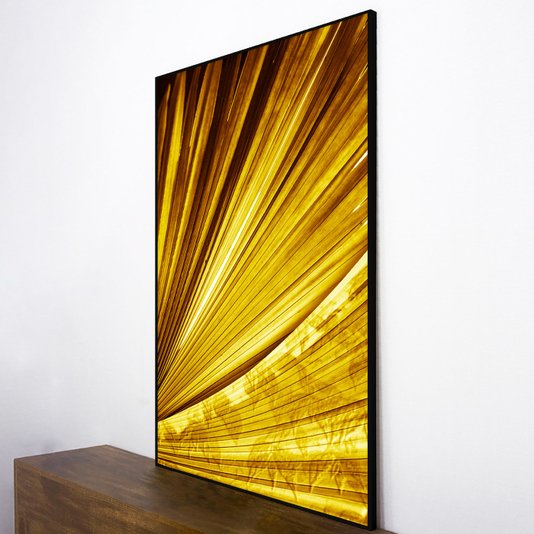 Quadro Decorativo Folha Amarela Dourada com Moldura Preta - Sofisticação no seu Lar