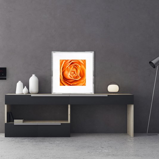 Quadro Decorativo Moldura em Alumínio Flor Laranja 45x45cm