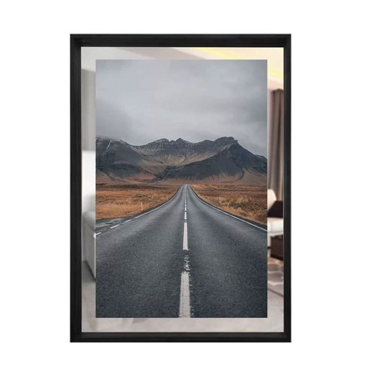 Quadro em Tela Paisagem Estrada e Montanhas na Islândia 80x110cm