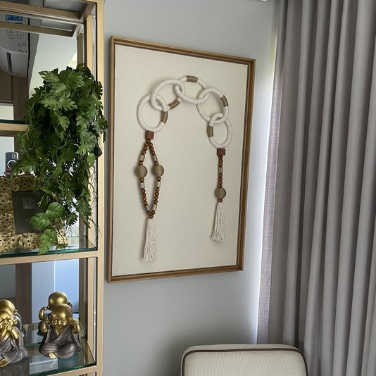 Quadro Escultura Correntes Tridimensional em Corda, Sementes e Madeira 70x100 cm