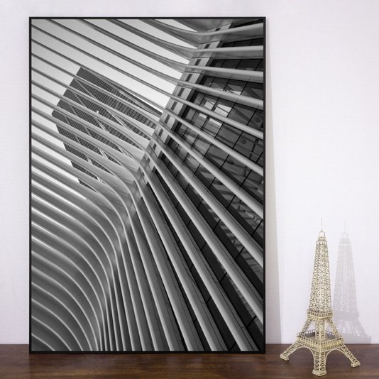 Foto quadro sobre aparador.