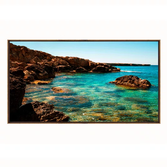 Quadro Praia Paisagem Costeira com Mar Turquesa, Rochas Vulcânicas e Falésias
