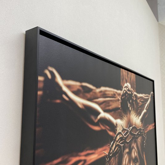 Tela Canvas com Moldura Preta Leão com Coroa de Espinhos e Jesus na Cruz